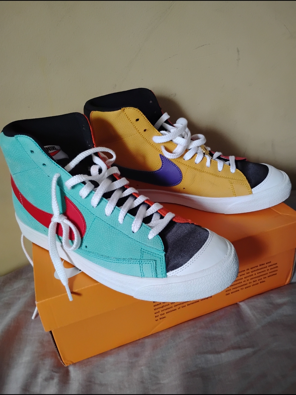 Nike Men Blazer MID' 77 EMB. Colorblock High-Top Sneakers - Multicolor - Picture 3 of 10